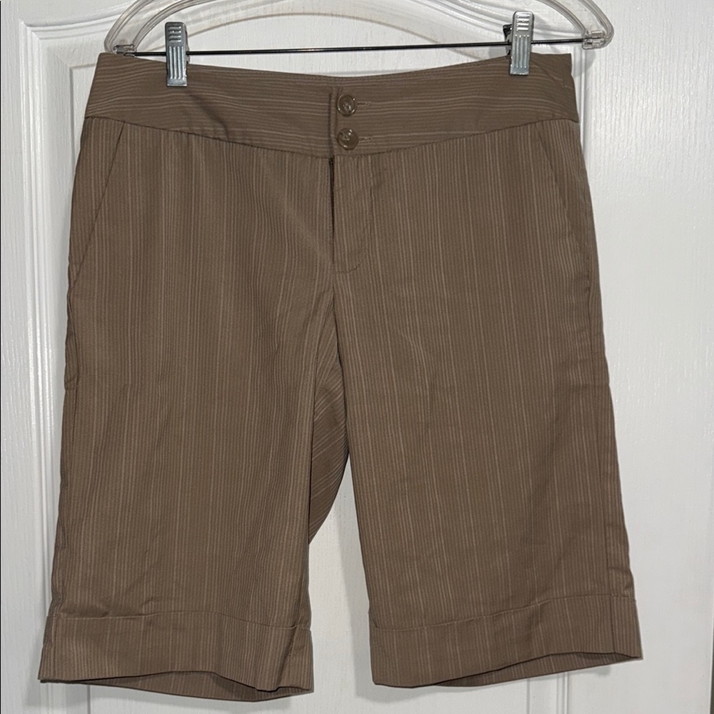 Mossimo Supply Co Tan Bermuda Shorts Classic Tailored Design
